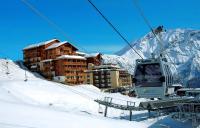 Appartement 6 places aux pieds des pistes avec piscine, wifi et parking privé, salle de bain refaite à neuf - B&B Orcières