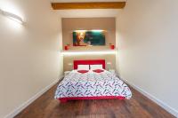 Alex Apartments near Kreshatik st - B&B