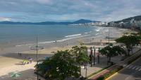 Apartamento 3 quartos e 3 sacadas de frente para o mar com visão panorâmica de toda praia de Itapema - Chambres d'hôtes Itapema