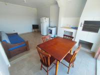 Apartment with Pool View