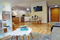 Holiday Hill Apartamenty Pogodny, blisko do dworca PKP - B&B Karpacz