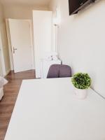 Doppel-/Zweibettzimmer mit Bad