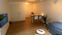 Helle offene Innenstadtwohnung mit Balkon - B&B