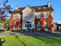 Lynster House - Bed and Breakfast Monaghan