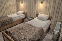 Chambre Lits Jumeaux sans Fenêtre