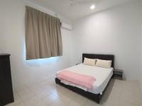 MODERN , SPACIOUS GAMBANG UMP 18 Guest House - B&B Gambang
