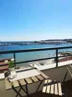 Precioso ático con vistas a pie de playa - B&B Sanxenxo