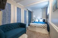 Central 2 bedroom unit with 3 beds and 3 large TVs - B&B Seattle