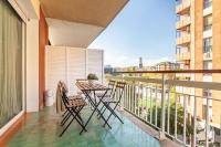 Flateli Paris - Bed and Breakfast Barcelona