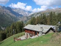 B&B Valtournenche - Studio Ancienne Bergerie Studio 1 - VOU140 by Interhome - Bed and Breakfast Valtournenche