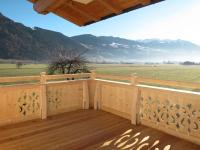 B&B Strass im Zillertal - Apartment Zillertalblick - FGZ230 by Interhome - Bed and Breakfast Strass im Zillertal