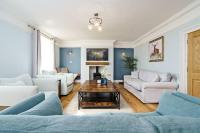 B&B Berwick-upon-Tweed - Clovelly House Beautiful 5 bedroom, 5 bathroom home - Bed and Breakfast Berwick-upon-Tweed