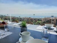 Via Celere 2330 Sea View Apartment - B&B