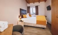 Four-Bedroom Apartment with Sauna