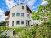 B&B Fliess - Apartment Jenewein by Interhome - Bed and Breakfast Fliess