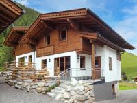 B&B Juns - Chalet Chalet Alois by Interhome - Bed and Breakfast Juns