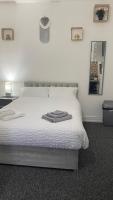 B&B Huddersfield - BVapartments-Blackhouse F2 - Bed and Breakfast Huddersfield