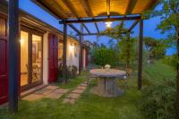 One-Bedroom Apartment with Garden View