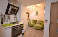 Compact, central apartment, dog friendly. - B&B Kingsbridge
