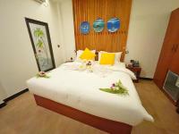 Deluxe Double Room with Balcony and Sea View