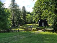 Rustic Hendersonville Farm Studio with Private Deck - B&B