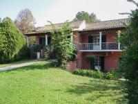 Villa Leda - B&B Karousádes