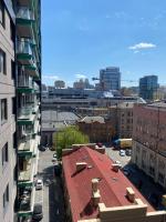 Modern Classic 2 bedroom apartment near Most City - B&B