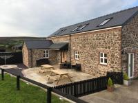 B&B Llangennith - The Chaffhouse - 4 Bedroom - Llangenith - Bed and Breakfast Llangennith