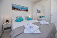 Apartamento con terraza 