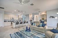 Private Hot Tub Canal-Front Home in Cape Coral! - B&B