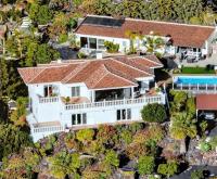 Luxusvilla Sol y Mar mit grandiosem Meerblick - Bed and Breakfast Adeje