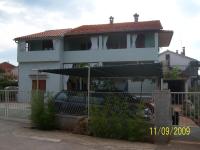 Apartments Cerin - Bed and Breakfast