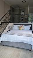 Kamer met Queensize Bed en Balkon