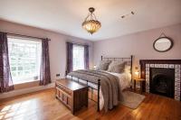 Dreibettzimmer mit Gartenblick