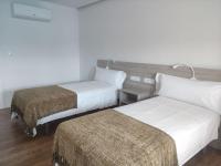 Alojamientos Central - B&B