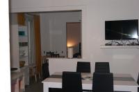 appartement individuelle refais a neuf,ds maison de maître,6 couchages dont un lit kingsize,cuisine avec lave vaisselle,rue privative pour se garer, accessibilité au jardin - Chambres d'hôtes Le Havre