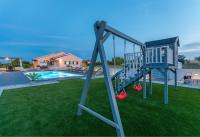 Villa Perini Dvori - Bed and Breakfast Zemunik Donji