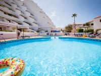 2023 Garden City, heated POOL! - B&B