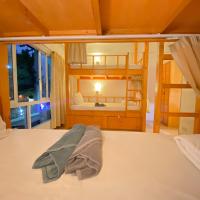 Quadruple Room with Private Bathroom