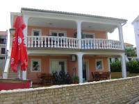 B&B Malinska - Apartments Krajačić - Bed and Breakfast Malinska