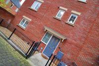 DELFT - Spacious Home, High Speed Wi-Fi, Free Parking, Terrace - B&B Swindon