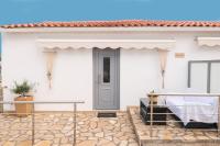 Kokkinos Studios With Pool & Sea View, by ZanteWize - B&B Skinaria