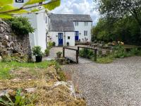 Rowrah Hall - The Old Dairy - B&B