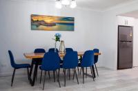 Getaway Lakefront Environmental House on Lake Macquarie with Water View - B&B