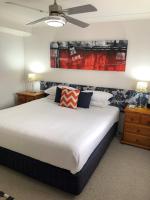 One-Bedroom Apartment with King Bed - First Floor