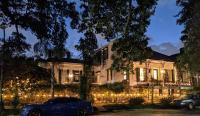 The Esplanade Guesthouse Mansion - B&B