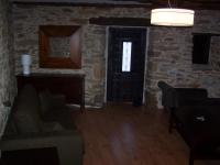 Three-Bedroom Apartment (10 Adults)