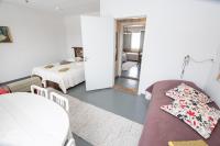 Habitación Triple con baño compartido