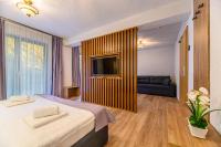 Junior Suite with Spa and Pool Access