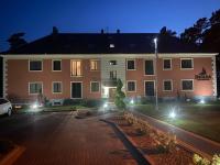 PRZYTULNY APARTAMENT Z KOMINKIEM PRZY JEZIORZE - Chambres d'hôtes Borne Sulinowo